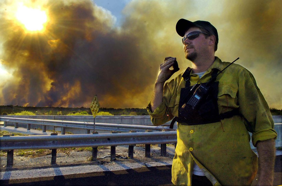Во Флориде бушует сильный лесной пожар