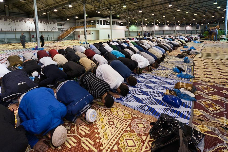 Мусульманский праздник Ураза-Байрам в Москве