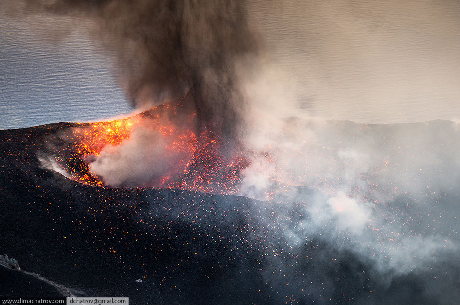 Извержения вулкана Стромболи