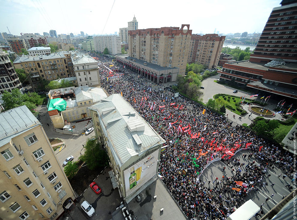 6 мая 2012 оппозиционный «Марш миллионов» в Москве закончился провокациями и массовыми столкновениями с полицией