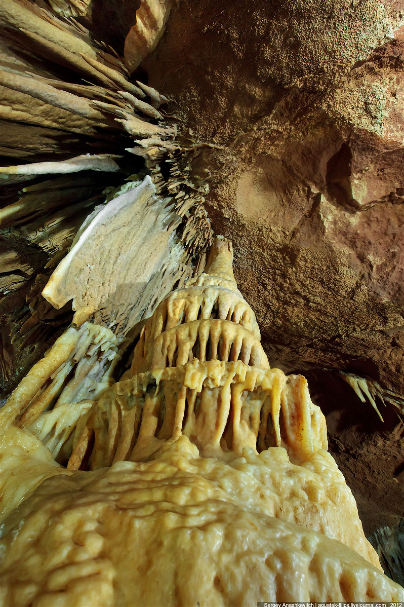 Геофизическая пещера в Крыму