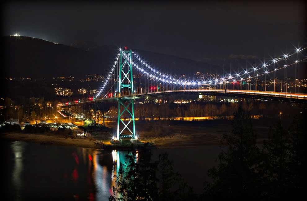 Мост «Львиные ворота» в Ванкувере, Канада