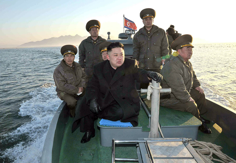 Лидер Северной Кореи Ким Чен Ын вблизи спорной морской границы с Южной Кореей