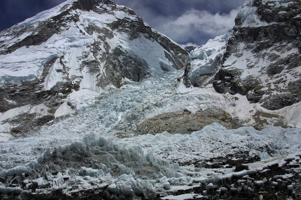 Ледопад Кумбху на склоне Эвереста