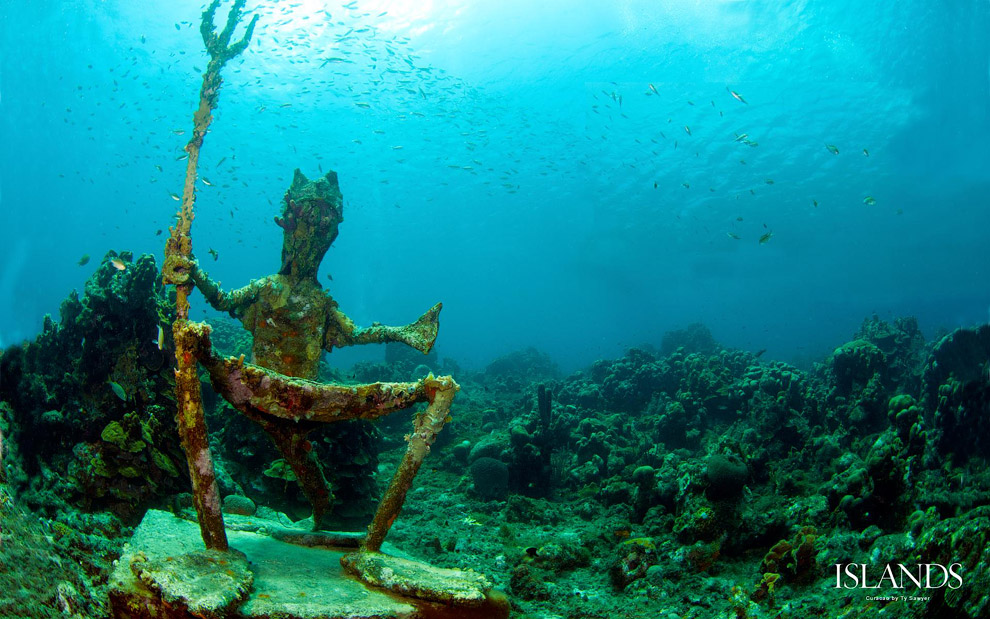Скульптура Нептуна. Остров Кюраса́о, расположенный на юге Карибского моря вблизи берегов Венесуэлы