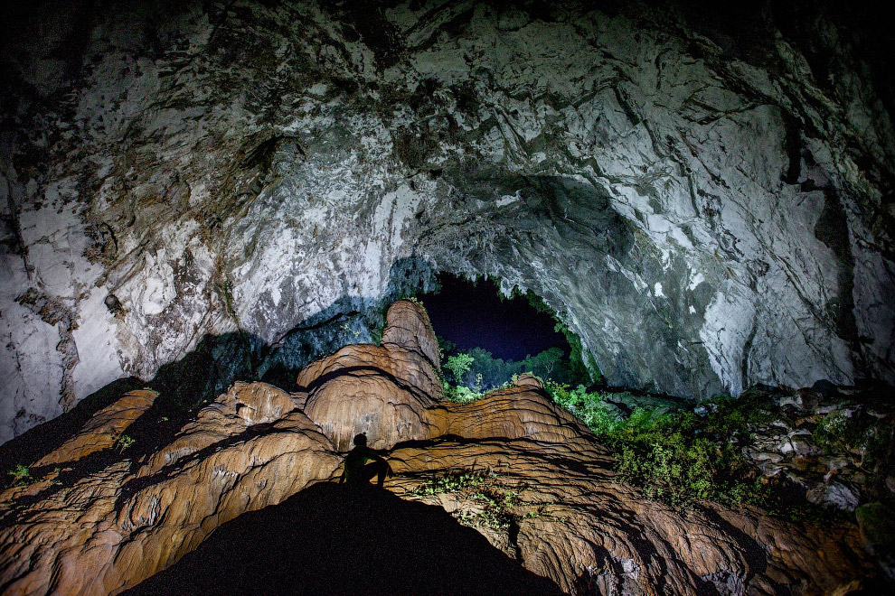 Любопытные образования на стенах пещеры Шондон