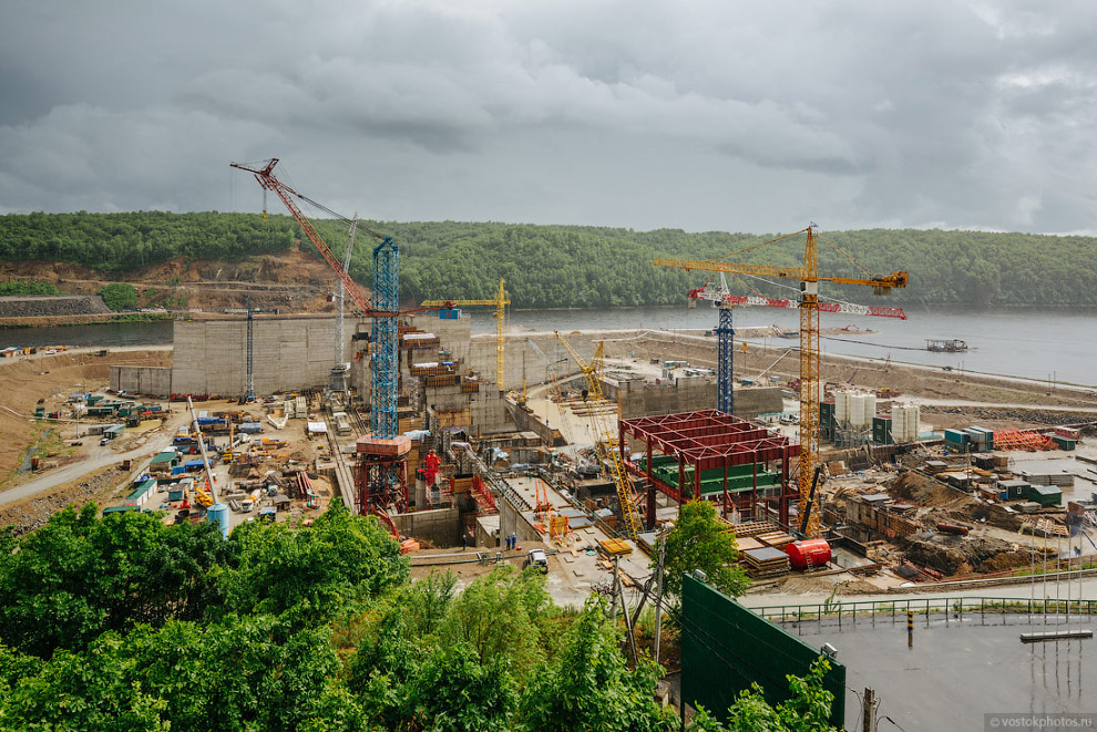 Строительство и запуск Нижне-Бурейской ГЭС