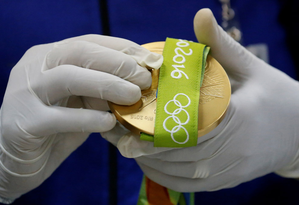 Как делают олимпийские медали для Рио-2016