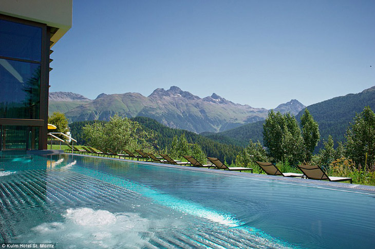 Начнем с отеля Kulm в живописном городе Сент-Мориц, Швейцария