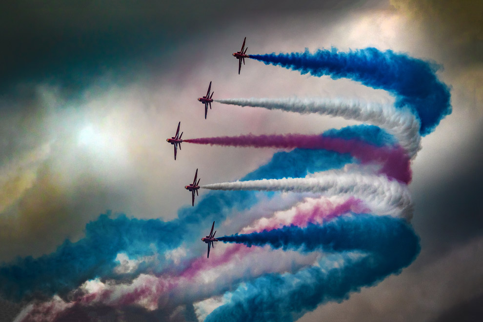 Червоні стріли - пілотажна група Королівських ВПС Великобританії
