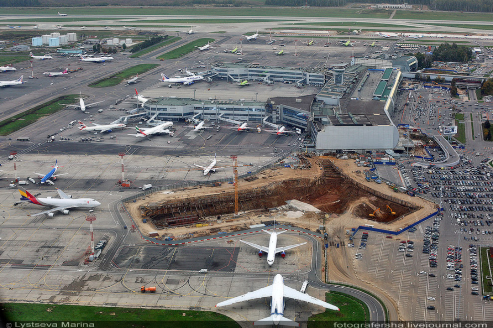Как строят аэропорт