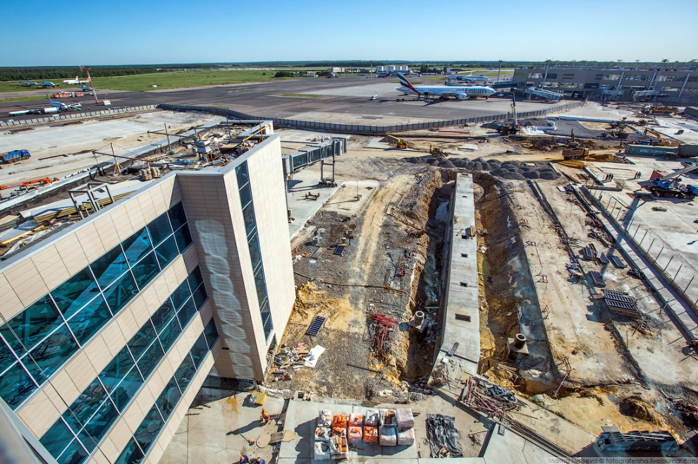 Как строят аэропорт