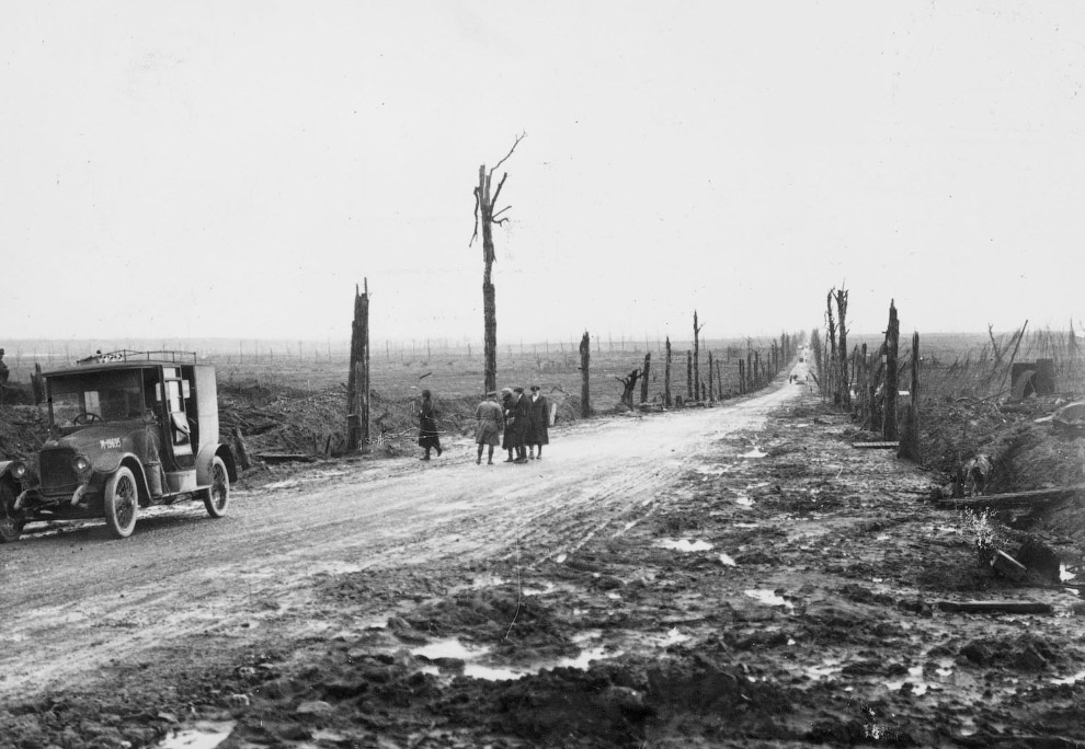 Дорога в Бельгии и пейзажи после боевых действий во время Первой мировой войны