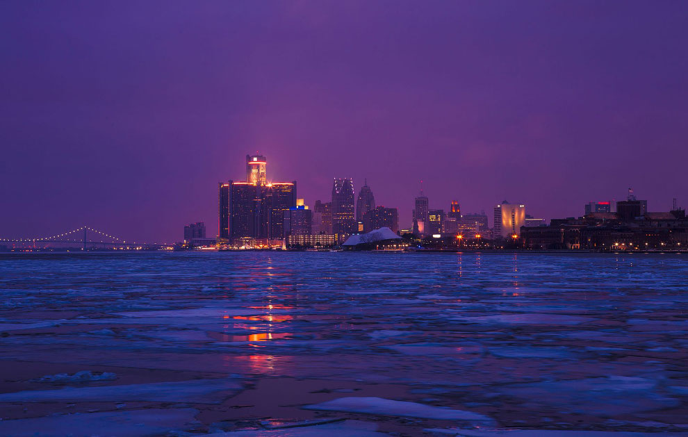 Рассветный вид на Детройт