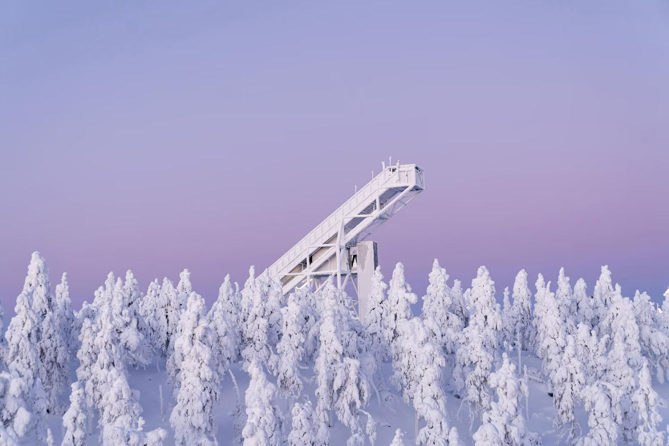 Лыжный трамплин в Рука, Финляндия.