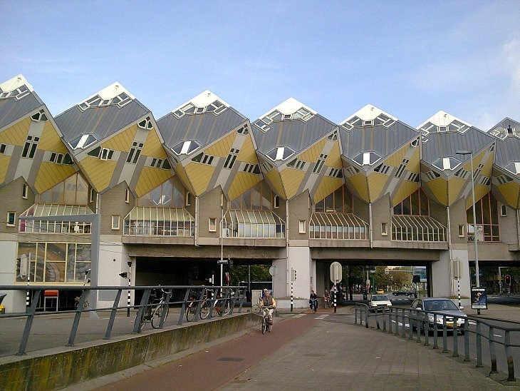 Кубический дом (Роттердам, Нидерланды)