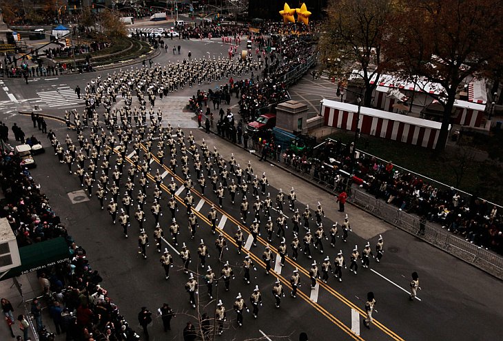 Парад в День Благодарения в Нью-Йорке