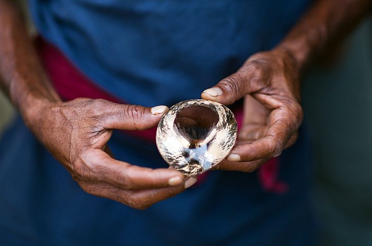 Добыча драгоценных камней в Шри-Ланке