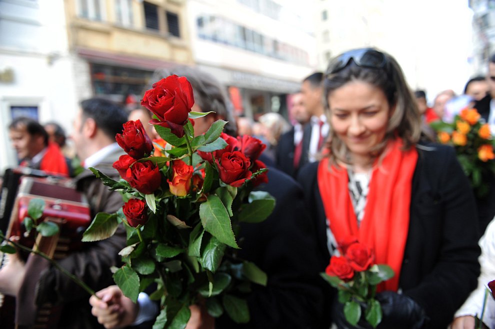 Как празднуют День святого Валентина в мире