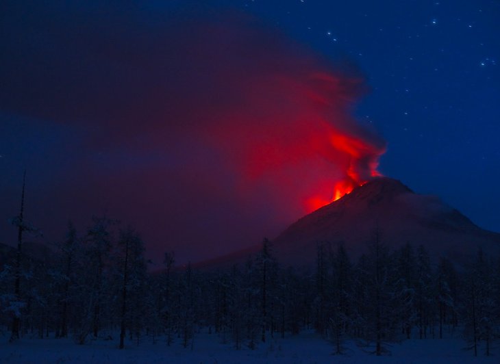 Извержение вулкана Кизимен на Камчатке