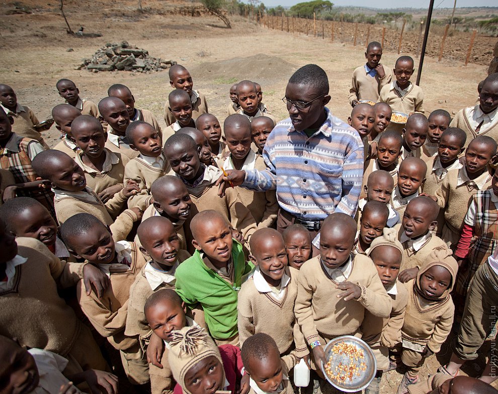 Как учатся в школах Кении