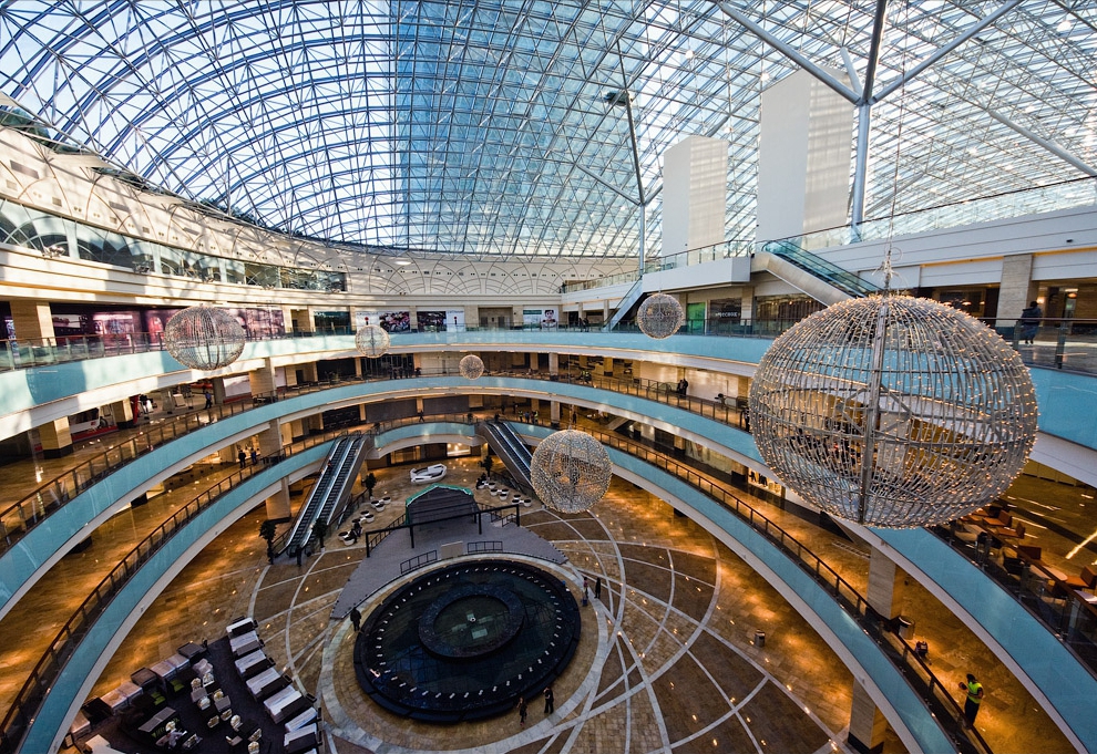 В Москве открыли один из самых крупных торговых центров Европы