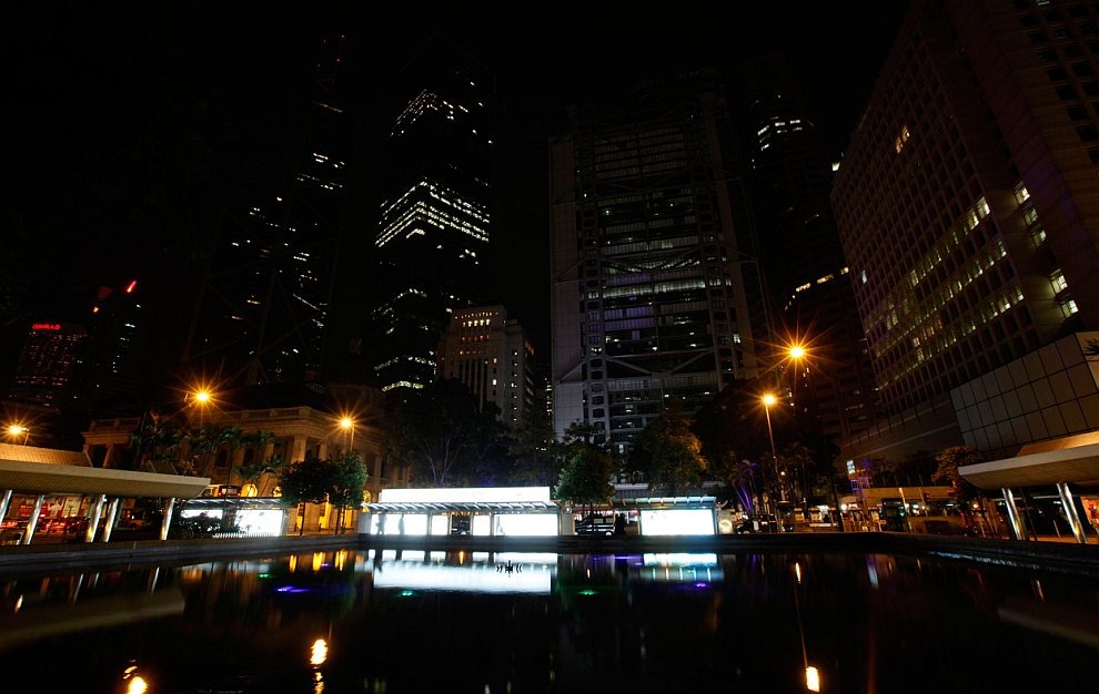 Час Земли в центре Гонконга