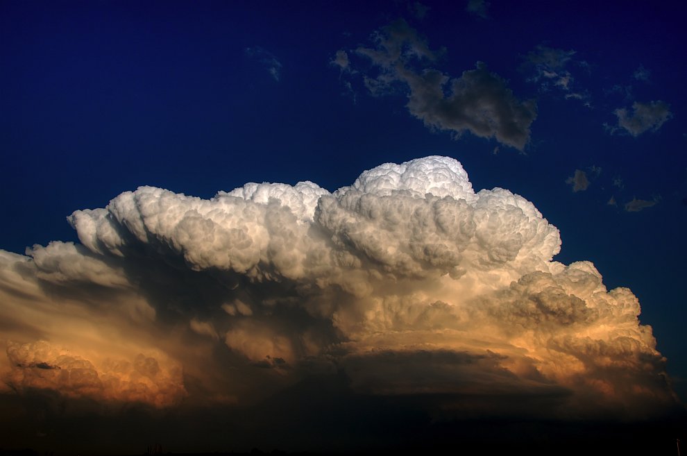 Прекрасный мир: фотографии закатов и облаков
