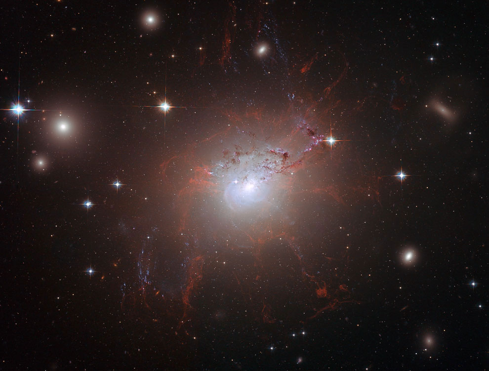 Галактика NGC 1275