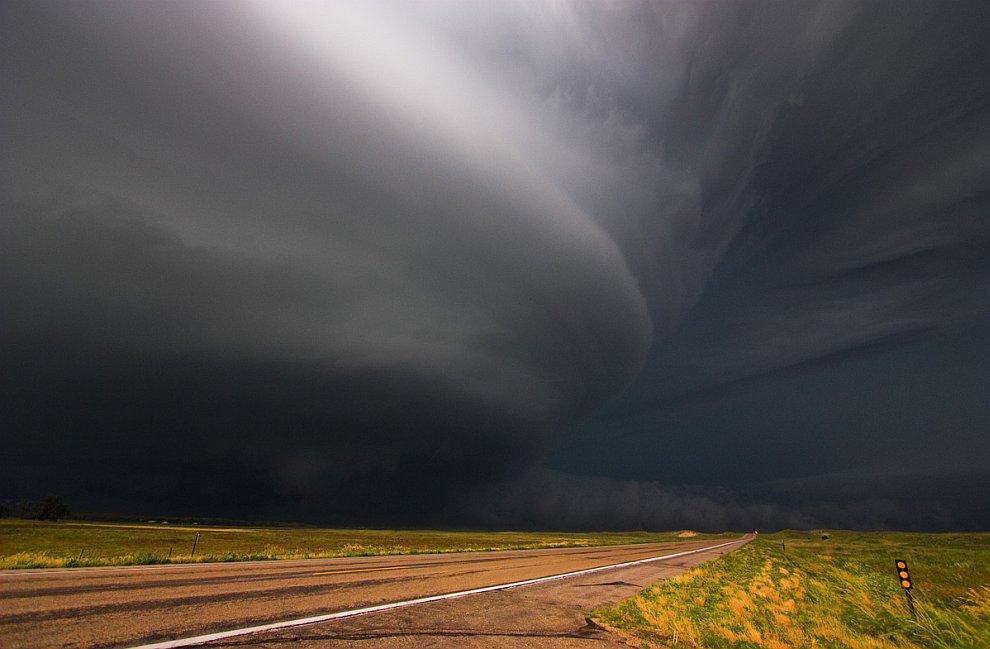 Охотник за бурями: фотографии необычных погодных явлений