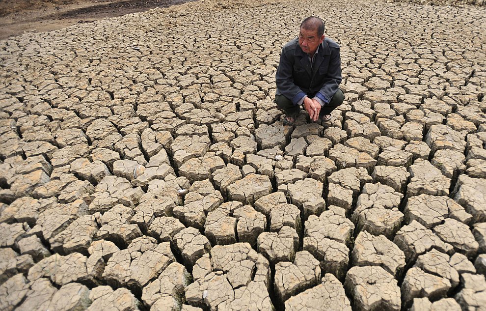 «Великая засуха» и сильнейшее наводнение в Китае