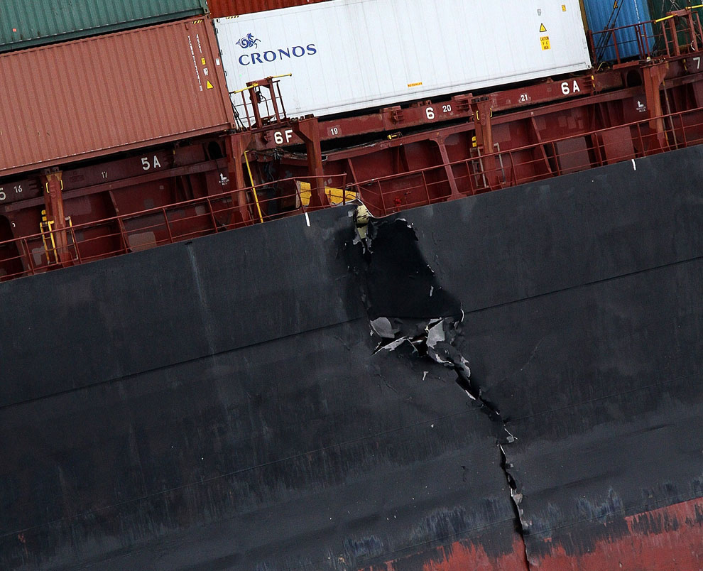 Крушение нефтяного танкера у берегов Новой Зеландии