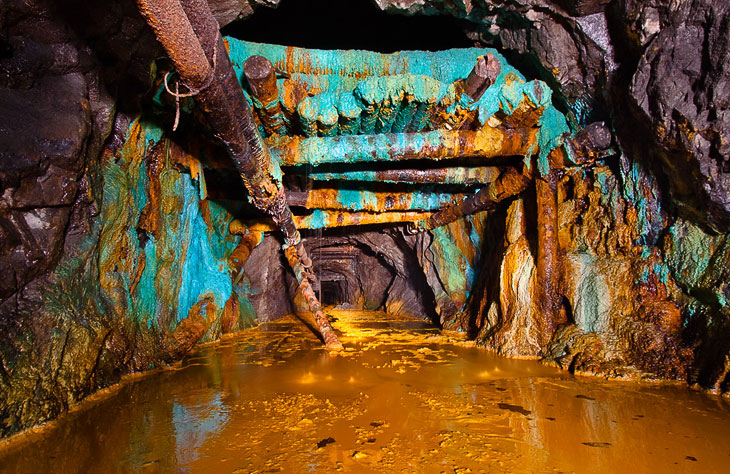 Загадочная подземная красота: заброшенная шахта