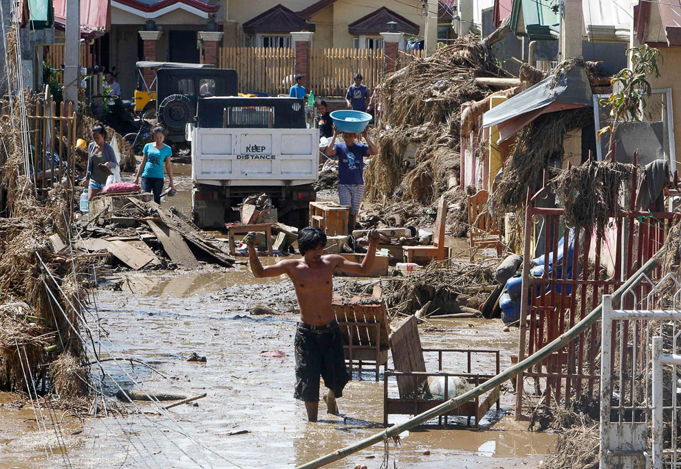 Тропический шторм Washi на Филиппинах