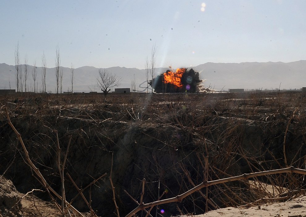 Афганистан в декабре 2011: сцены из жизни