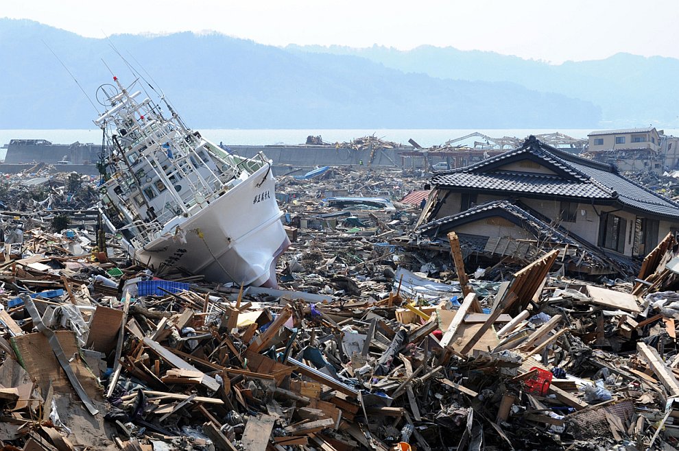 Землетрясение в Японии год спустя: до и после
