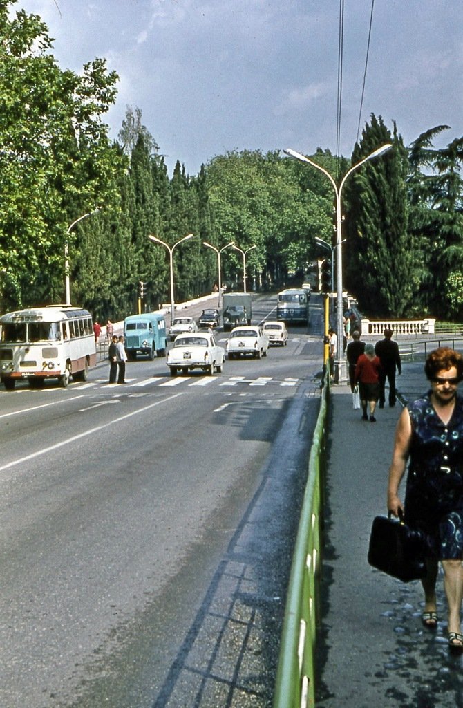 Город Сочи 30 лет назад