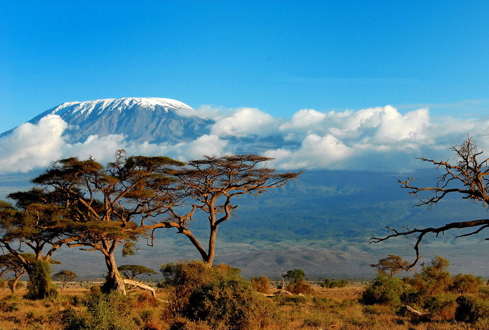 Африка — гора Килиманджаро, 5 895 м
