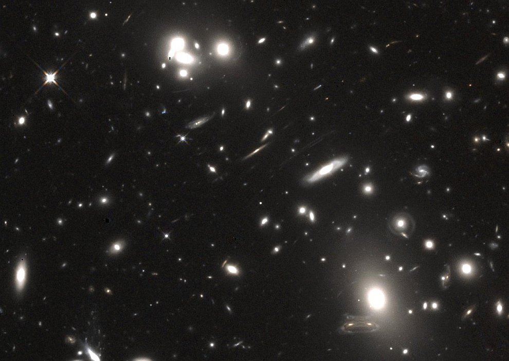 Галактический кластер Abell 68