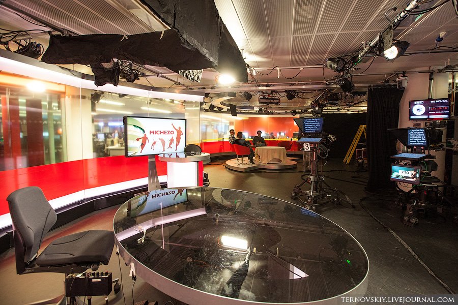 Офис медиакорпорации BBC в Лондоне
