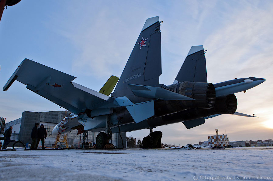 Новый истребитель Су-30СМ для ВВС России