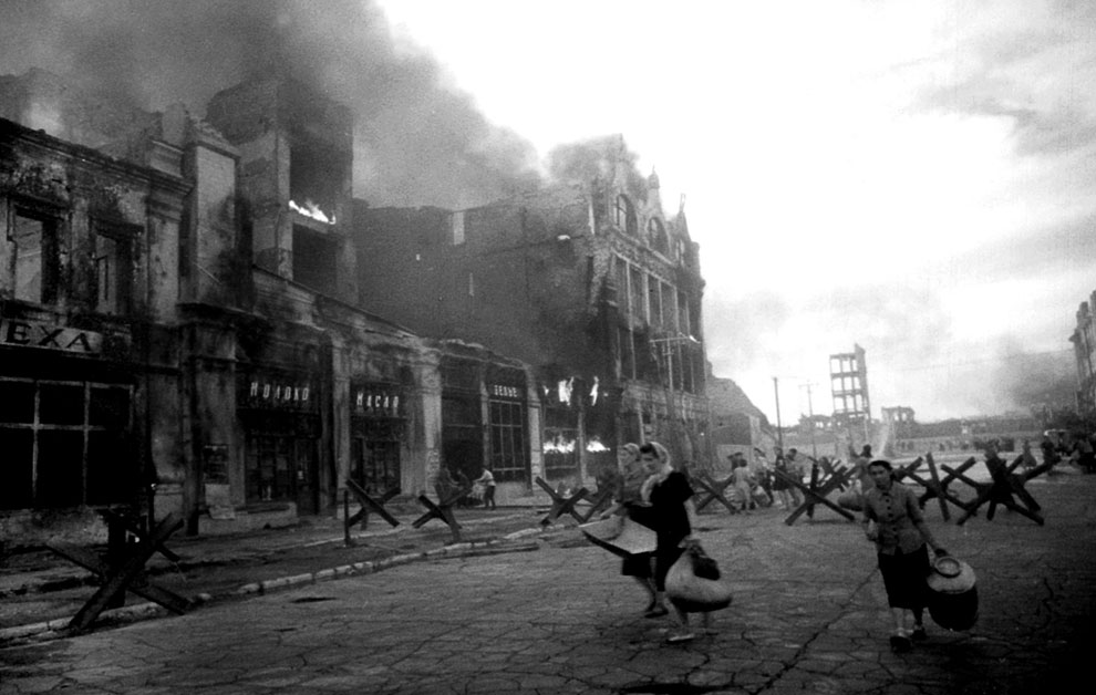 Первые бомбежки Сталинграда