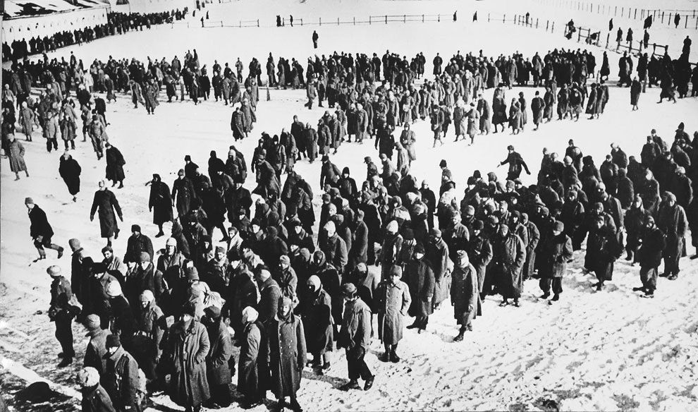 Немецкие пленные в районе Сталинграда