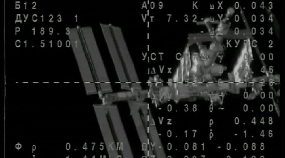 Вид из корабля «Союз ТМА-08М», когда он подходит к СКС