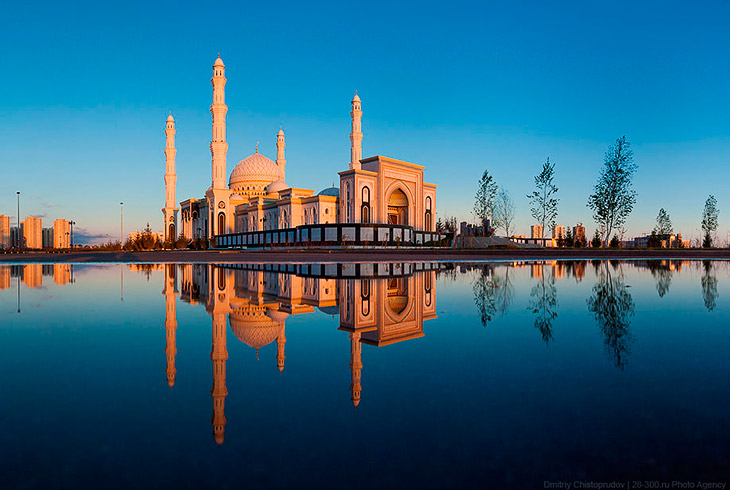 Самая крупная мечеть в Центральной Азии
