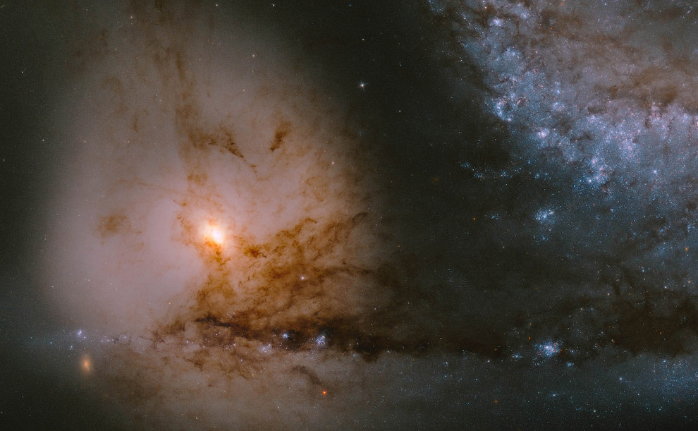 Галактика NGC 5195: знак вопроса