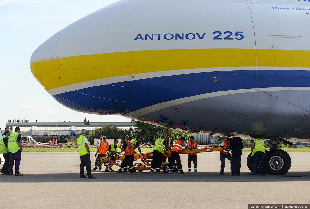 Ан-225 «Мрия» — самый большой самолет в мире