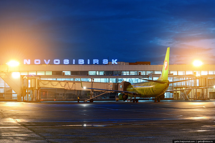 Международный аэропорт Толмачево в Новосибирске