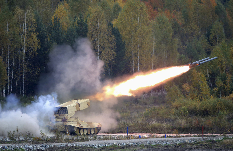 ТОС-1 «Буратино» — тяжёлая огнемётная система (ТОС) залпового огня на базе танка Т-72