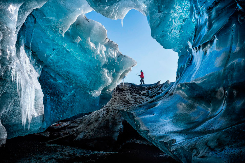 Ледяная пещера на юго-востоке Исландии